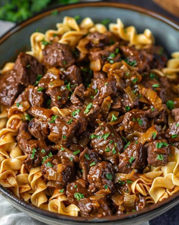 Rindernudeln mit Brühe