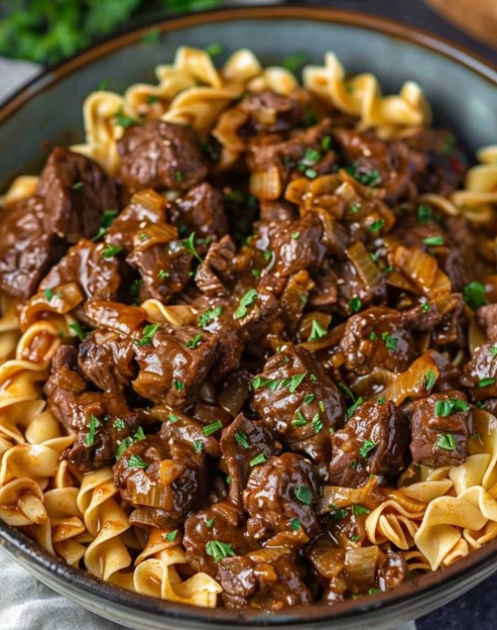 Rindernudeln mit Brühe